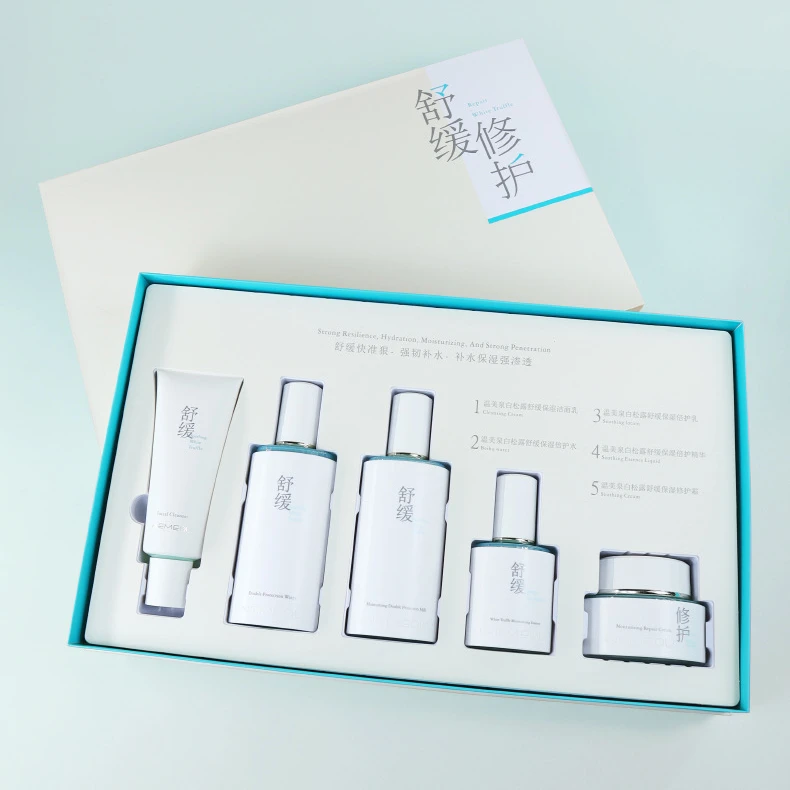 温美泉白松露舒缓保湿五件套