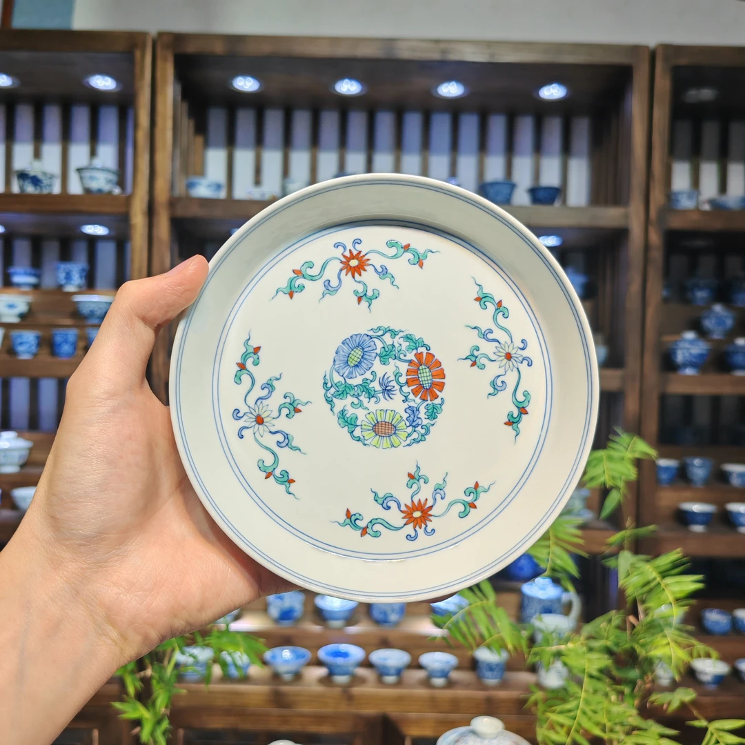 明逸堂手绘陶瓷｜斗彩团菊壶承｜16.5cm直径3cm高度纯手工纯手工