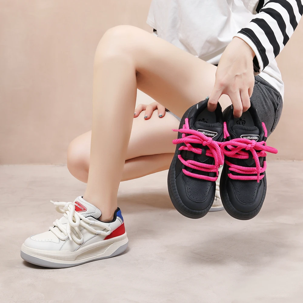 王冠女鞋ins新款老爹鞋女新款百搭复古运动鞋女面包鞋小白鞋厚底