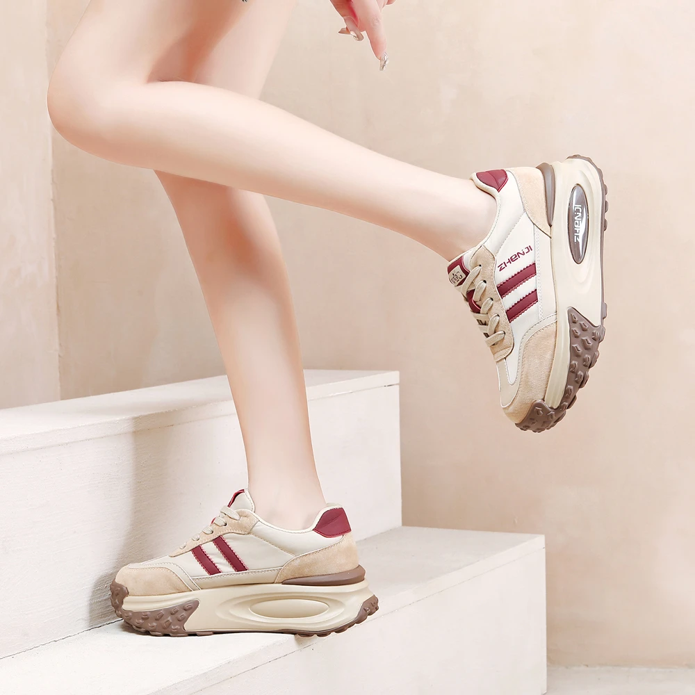 王冠女鞋秋季新款百搭小白鞋运动厚底老爹鞋复古增高休闲鞋