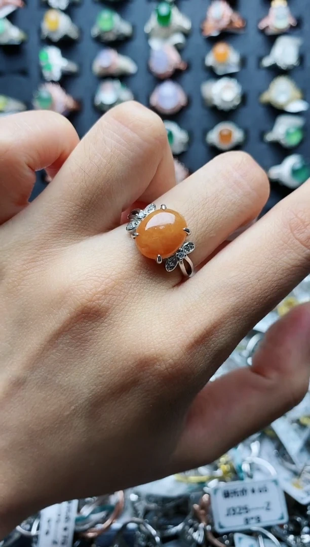 【闪购商品】翡翠戒指银S925镶嵌天然翡翠女戒