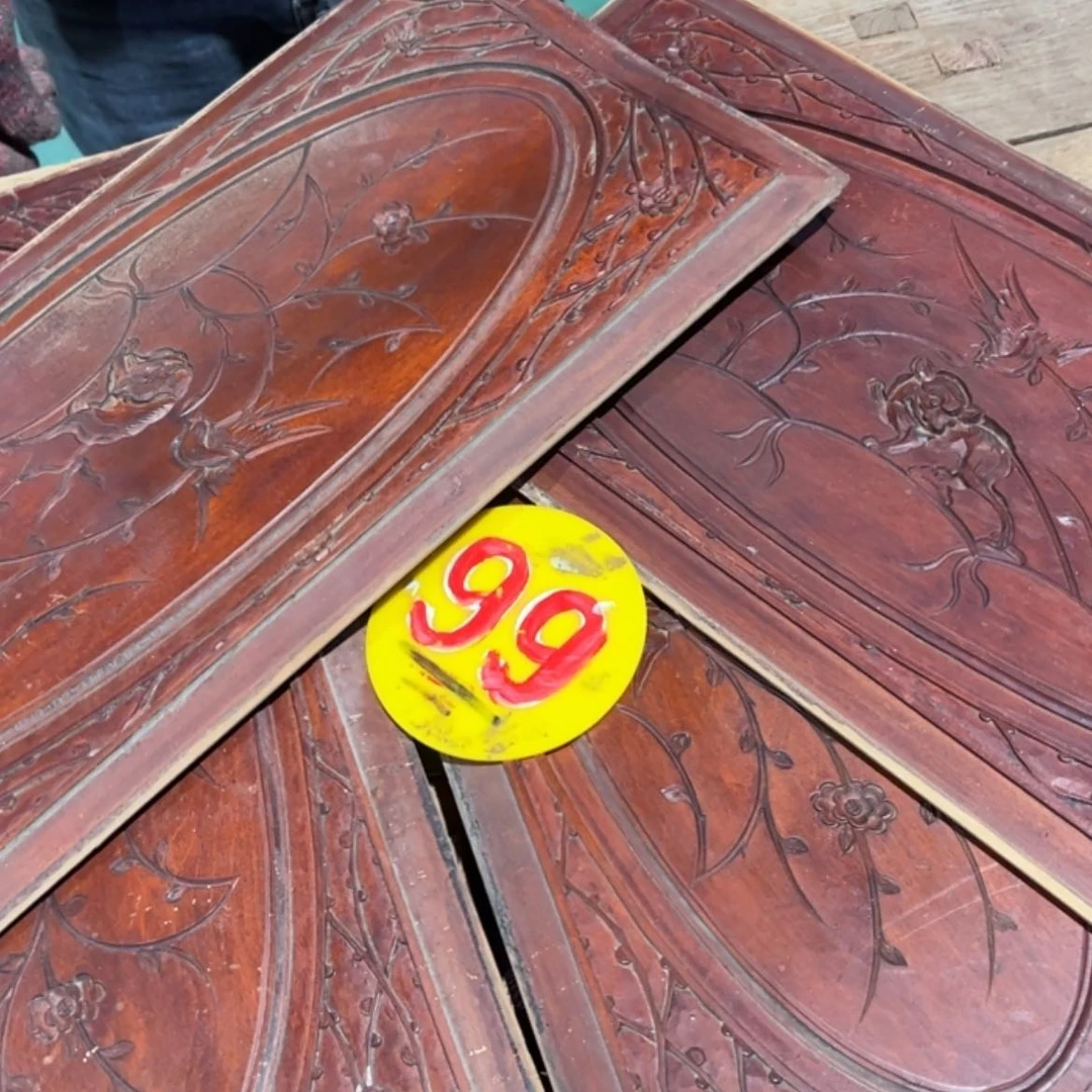 【闪购商品】骨瓷摆件月*