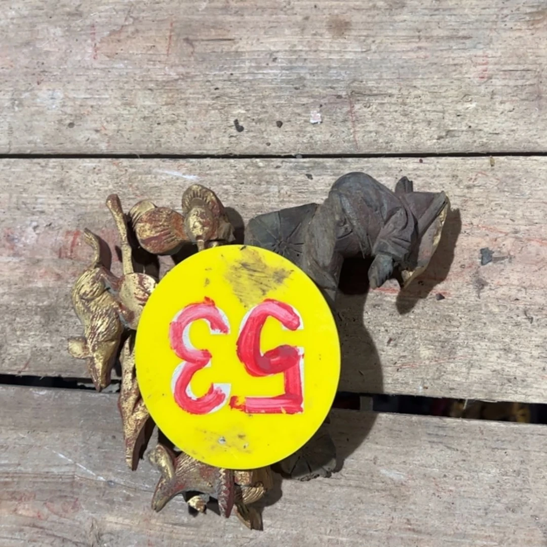 【闪购商品】骨瓷摆件初**事