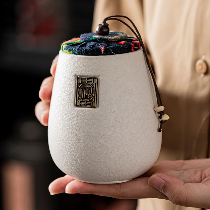 陶瓷茶叶罐密封罐储存罐茶罐家用防潮密封绿茶红茶桌面黑陶小茶罐