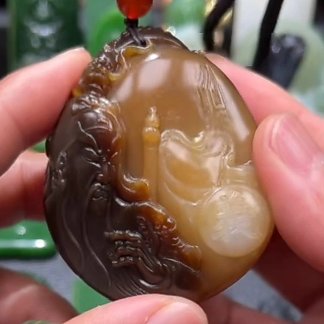 和田玉且末糖三色关公手把件手工精雕