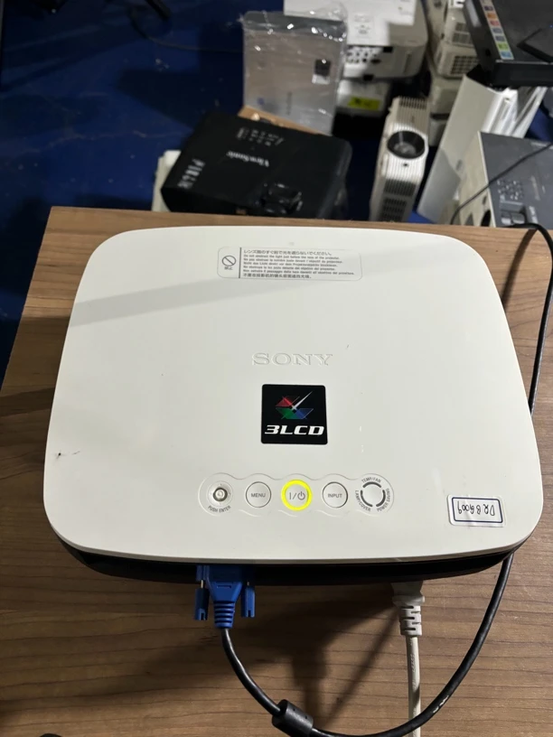 9新 Sony/索尼 二手 Sony 配件投影仪 运费自理