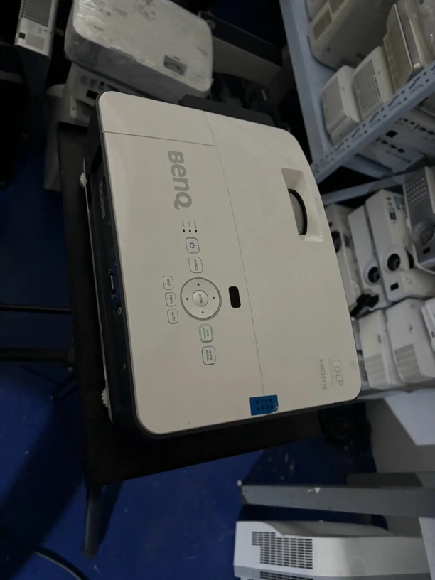 9新 Benq/明基 二手 明基短焦投影仪 运费自理