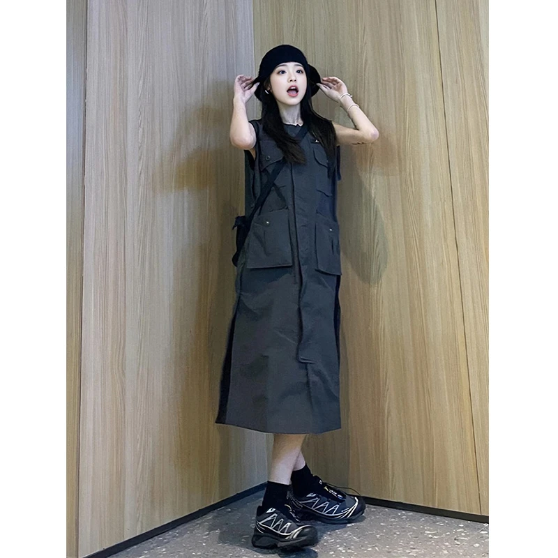 卡盛黑色工装裙女2026夏季新款日系风宽松休闲时尚口袋马甲连衣裙