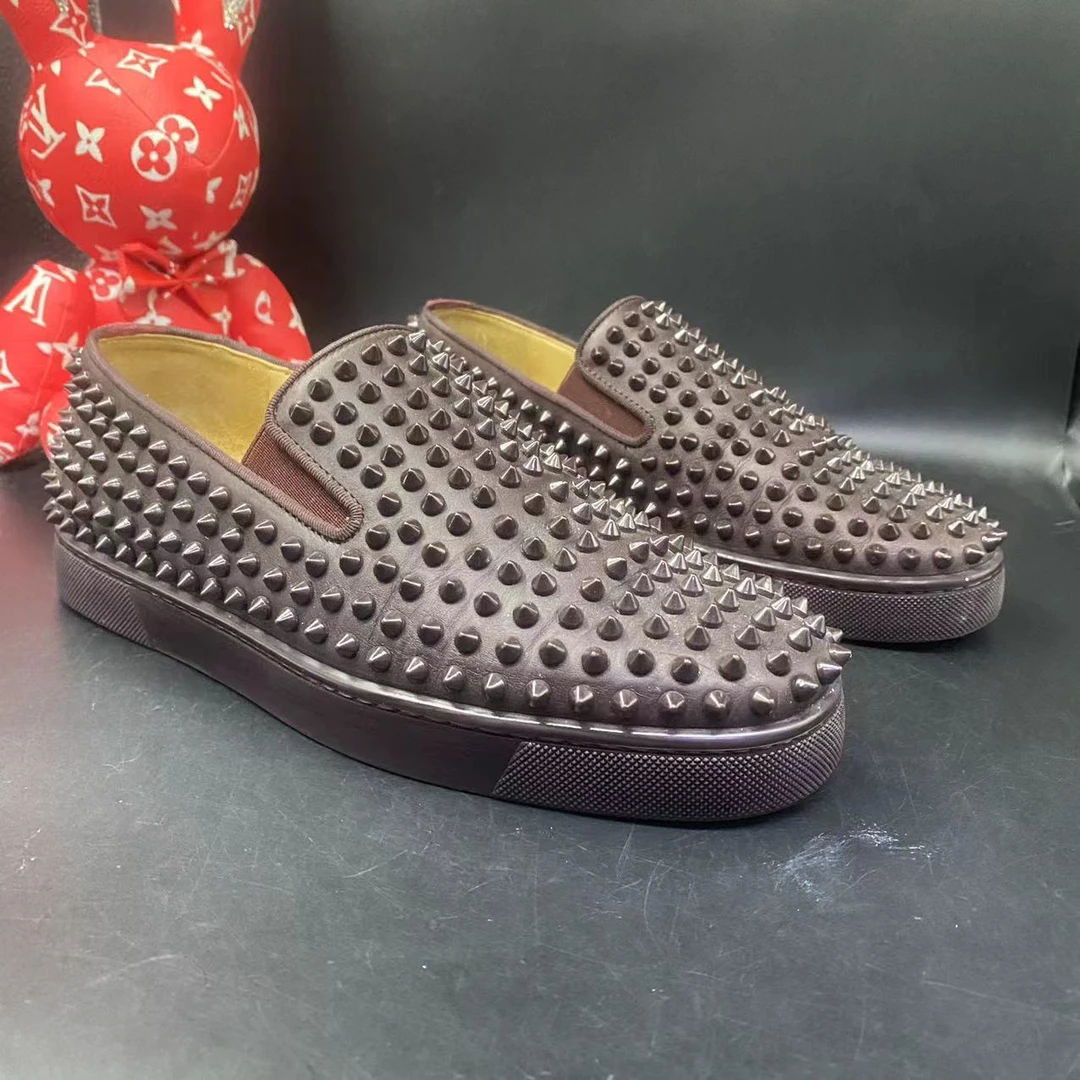 【AO福利】Christian Louboutin/路铂廷40欧码 铆钉一脚蹬板鞋gl163