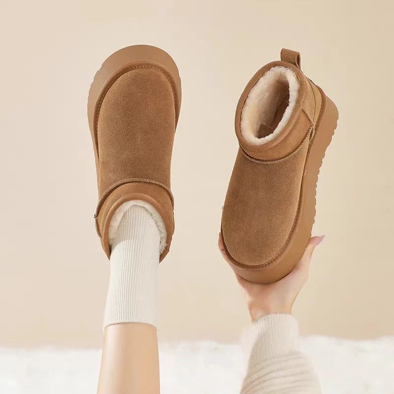 新款秋冬女鞋筒靴真皮女靴加绒保暖短筒增高雪地靴GZ08