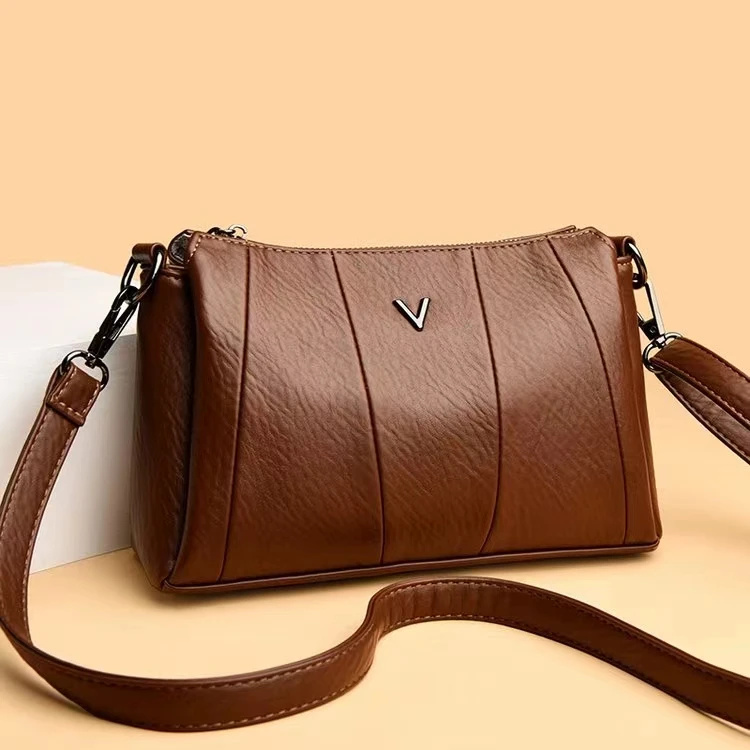 真皮质感女士包包时尚斜挎包2024新款大气中年妈妈包软皮单肩包潮