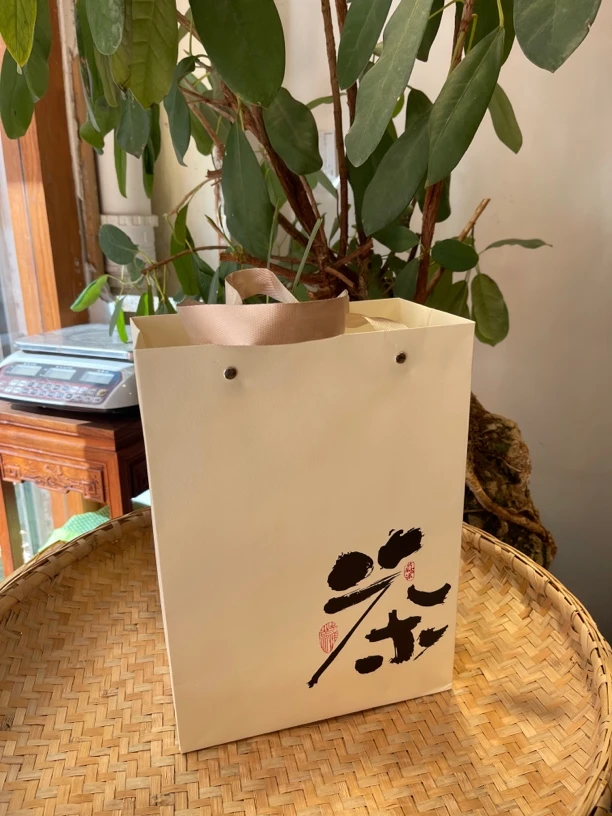 2025年伴手礼一：2025年易武落水洞散茶盒装随手礼