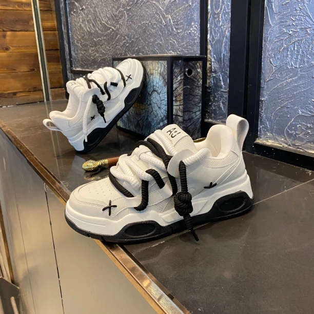 网红潮流配色拼色设计上档次休闲日常鞋舒适轻便透气增高百搭男鞋