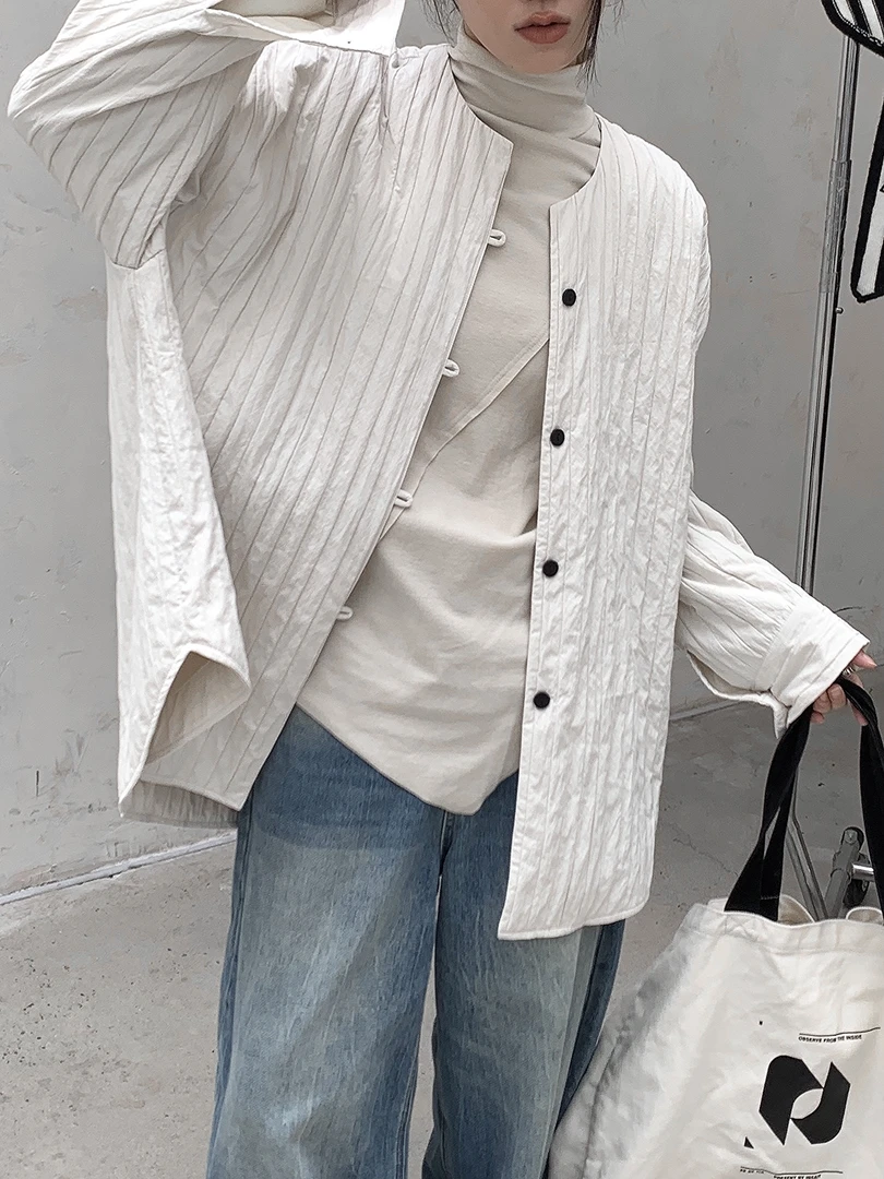 【黑白工作室】坑条棉外套夹棉坑条宽松日系秋冬新款女棉服棉衬衫