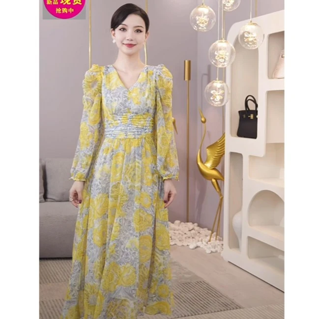 现货2025年夏季上新【雅致橙香】气质V领显瘦设计感温柔风连衣裙子