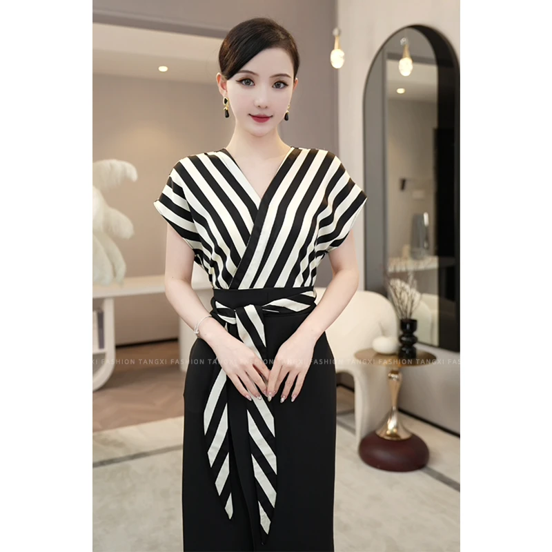 唐熹黛安周年福利新款【DD-6165】气质高级感小众v领条纹时尚连衣裙