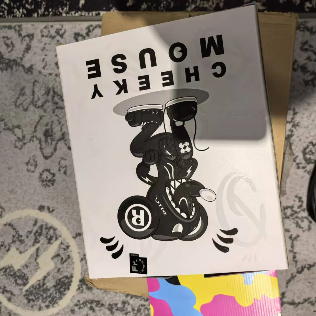 【山哥ST】cheeky 穿衣服的 黑色米老鼠 潮流配件