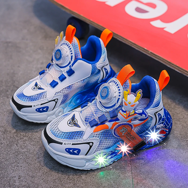 学生亮灯男童鞋子2024春夏季网面儿童鞋单网发光跑步运动鞋小男孩