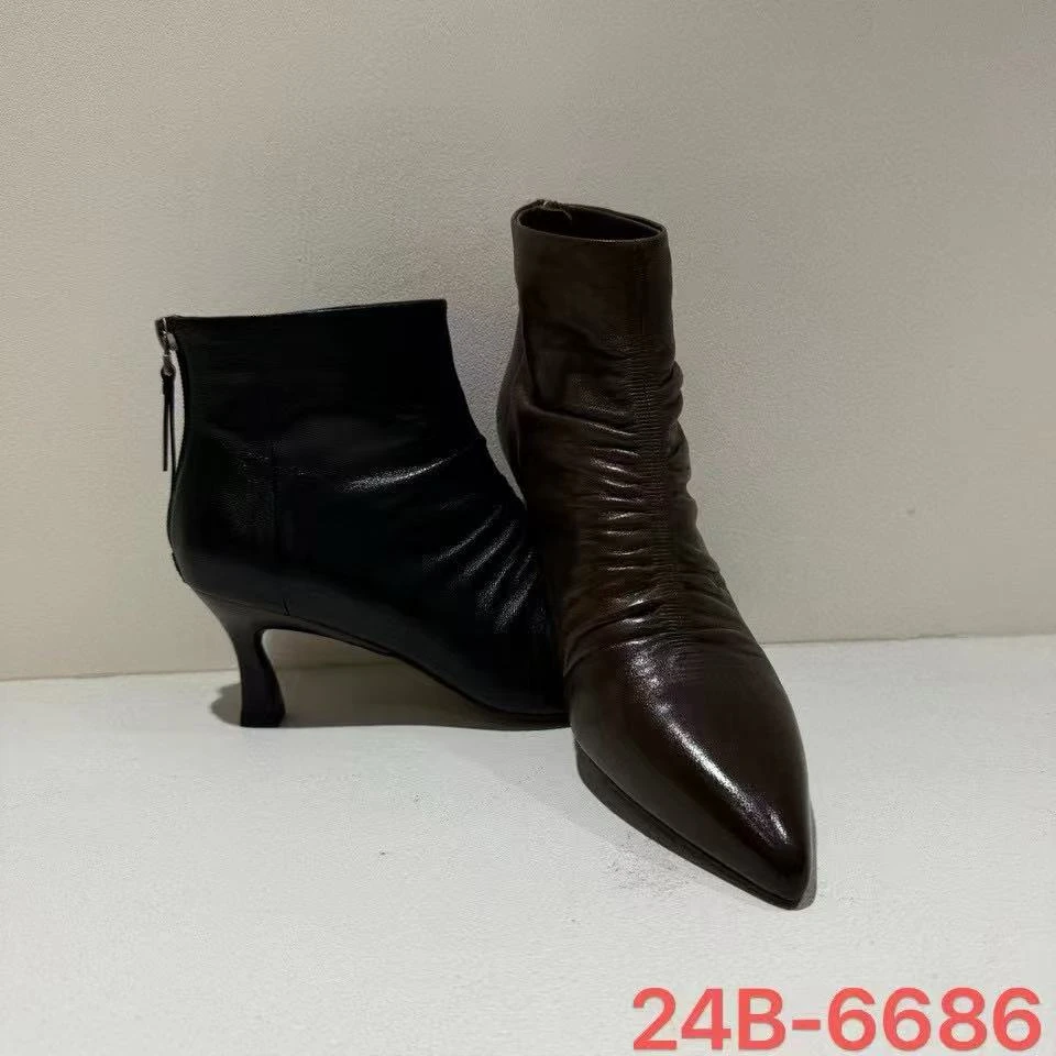 时装靴高跟粗跟加绒秋冬女靴尖头气质黑色百搭女鞋女士6686