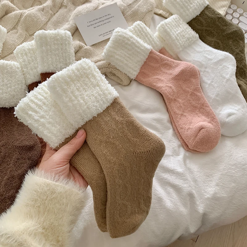 巨厚时尚女秋冬保暖中筒袜子加厚毛圈袜睡眠雪地袜冬日创意百搭