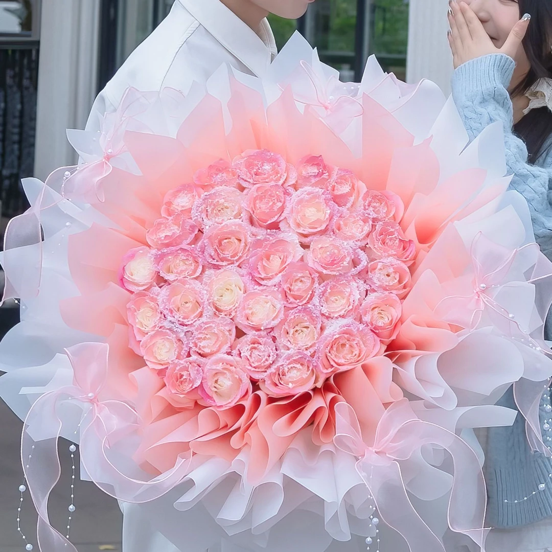 【情人节限定情侣花束】草莓冰沙送女友同城鲜花小时鲜花订购花束花