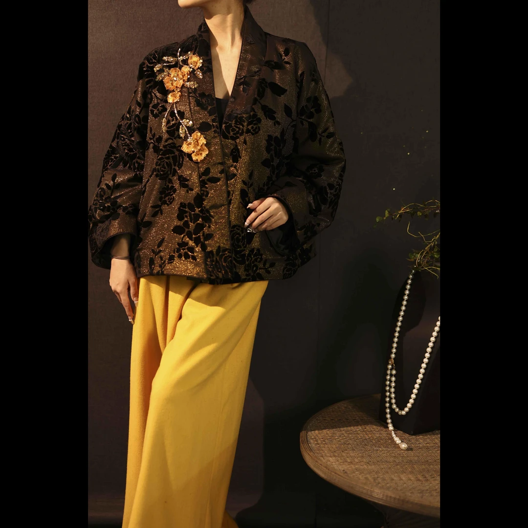 【晨曦】XM轻奢新中式国风时尚桑蚕丝提花V领宽松钉珠气质女士棉服