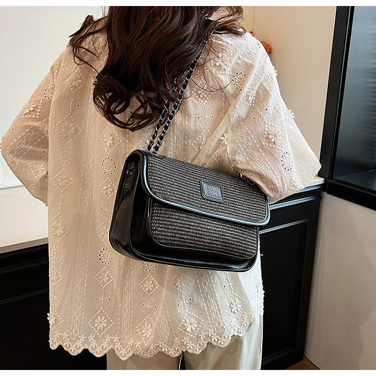 秋冬新品波士顿链条斜挎女包