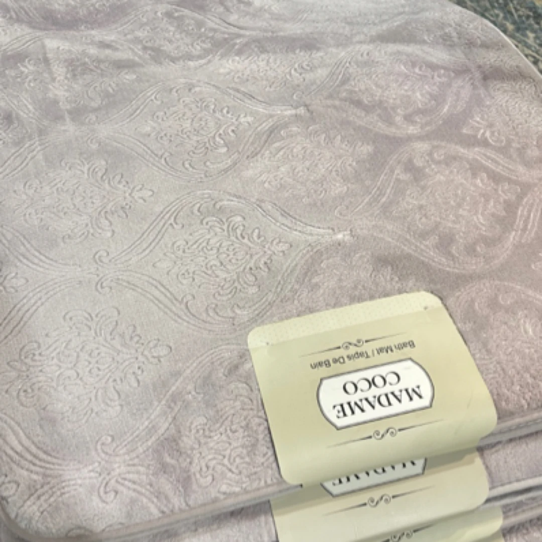 去卡发货  香芋紫  鸢尾浮雕花园 出口土耳其 60*100两件套浴毯