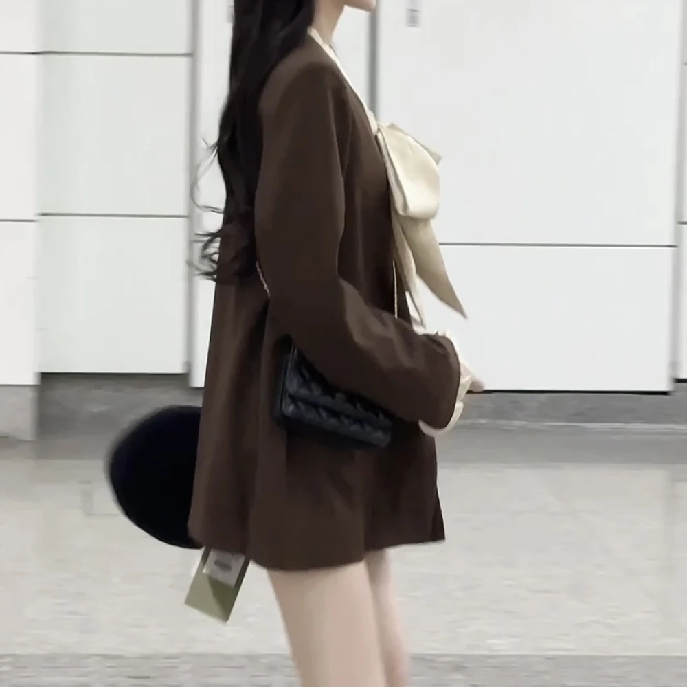 「心动瞬间」外套预Q3WT2409A网红时尚休闲短款黑色拼接女士秋季