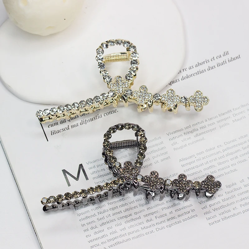 新款四叶草水钻交叉抓夹时尚百搭鲨鱼夹网红发夹