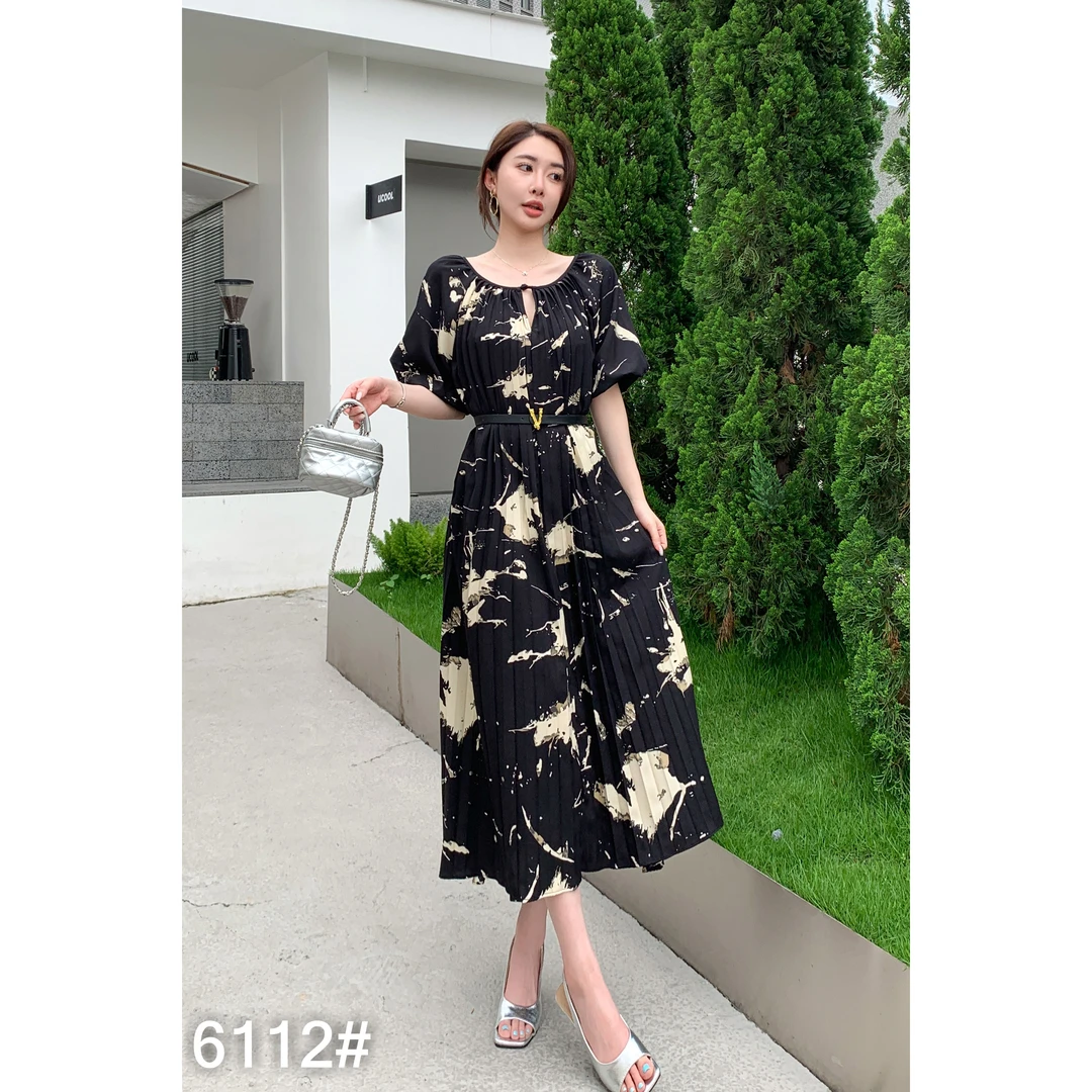 【商场高货】复古泡泡袖大码时尚显瘦女装连衣裙+腰带6112