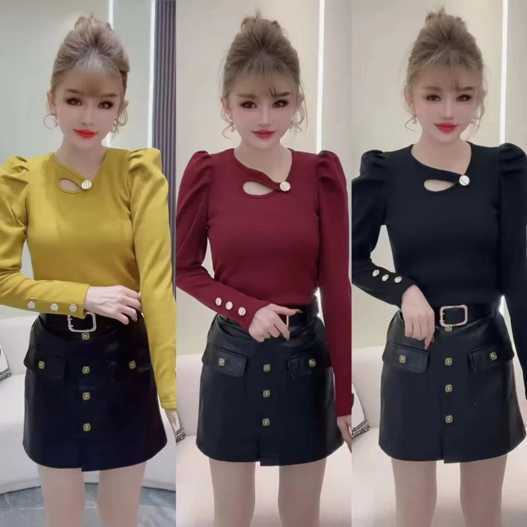 显瘦气质长袖T恤网红洋气时尚百搭春季短款红色露肩秋冬上衣