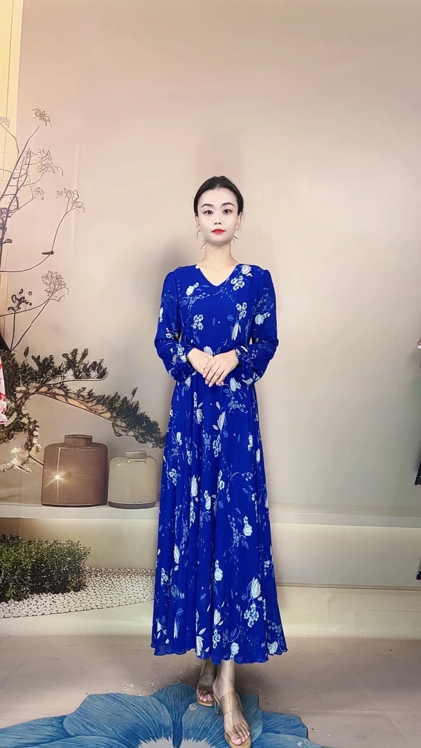 新款连衣裙碎花显瘦气质优雅春季蓝色底花31-250A