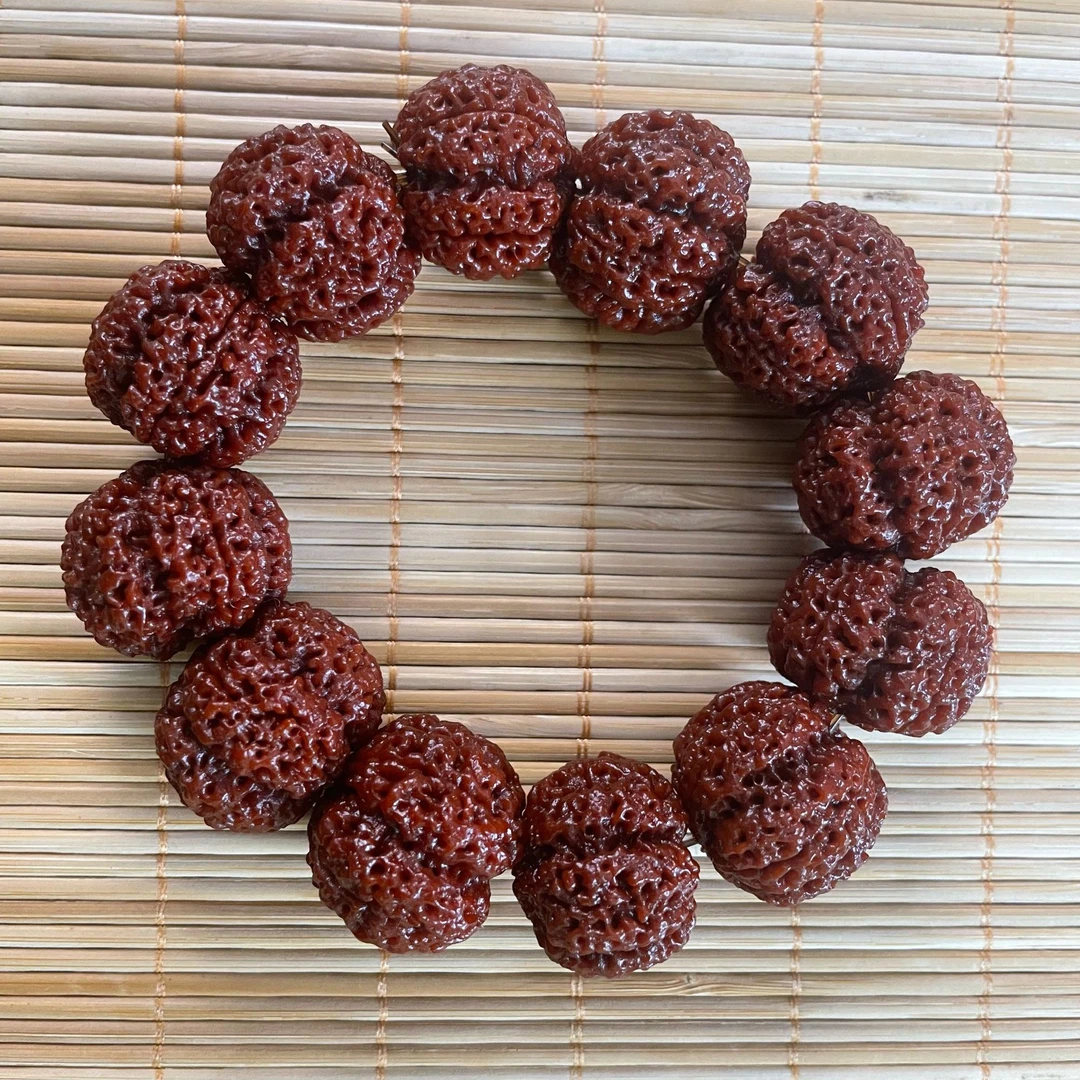 2.1-2.2尼泊尔大金刚菩提玉化包浆手串单圈