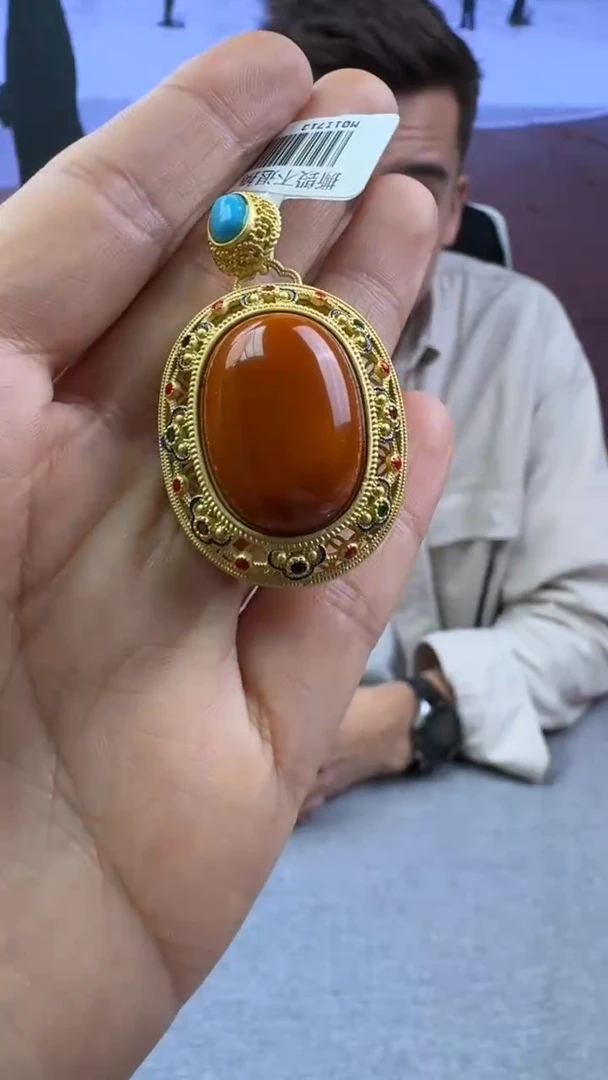 【闪购商品】琥珀颈饰银S925镶嵌685多样性