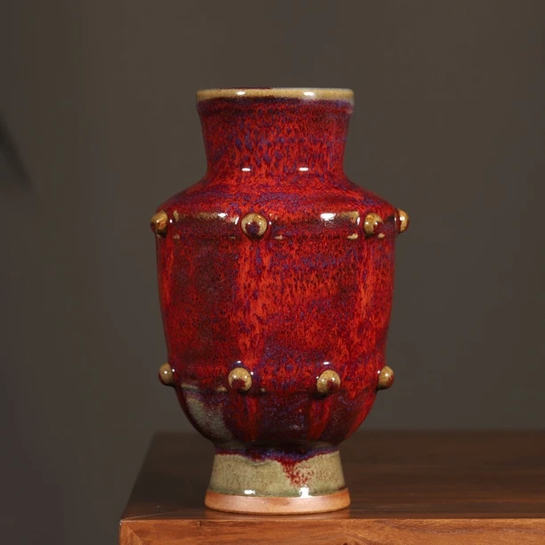 杨国政大师鼓钉瓶国大师作品