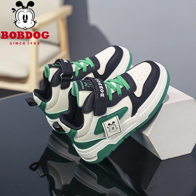 巴布豆男童鞋子2025春秋爆款皮面防水休闲鞋轻便板鞋儿童运动鞋潮