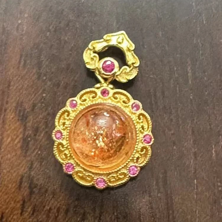 JYDM23112508【大猫珠宝】金太阳吊坠多样性发货发其一
