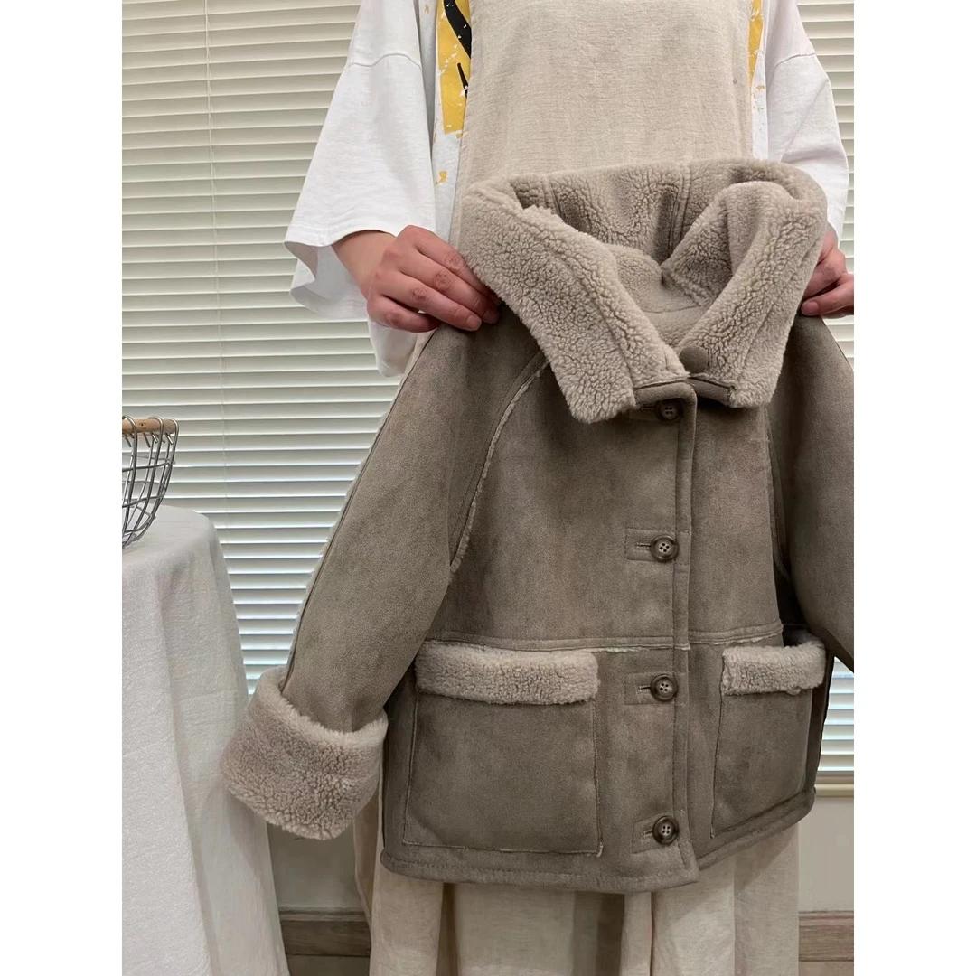 九九子【小绵羊】-韩国设计师款皮毛一体外套 W205