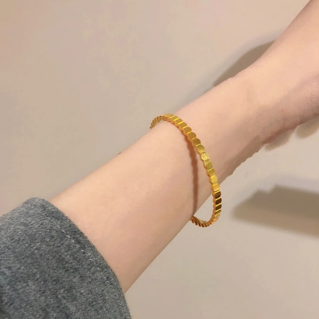 钛钢手镯 经典几何高级感简约金色蜂巢菱形手镯气质百搭手环女