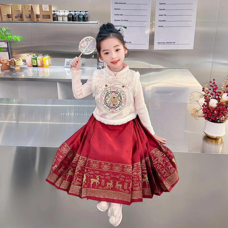 小女孩汉服马面裙套装唐装中国风拜年服女童秋冬装夹棉马甲三件套