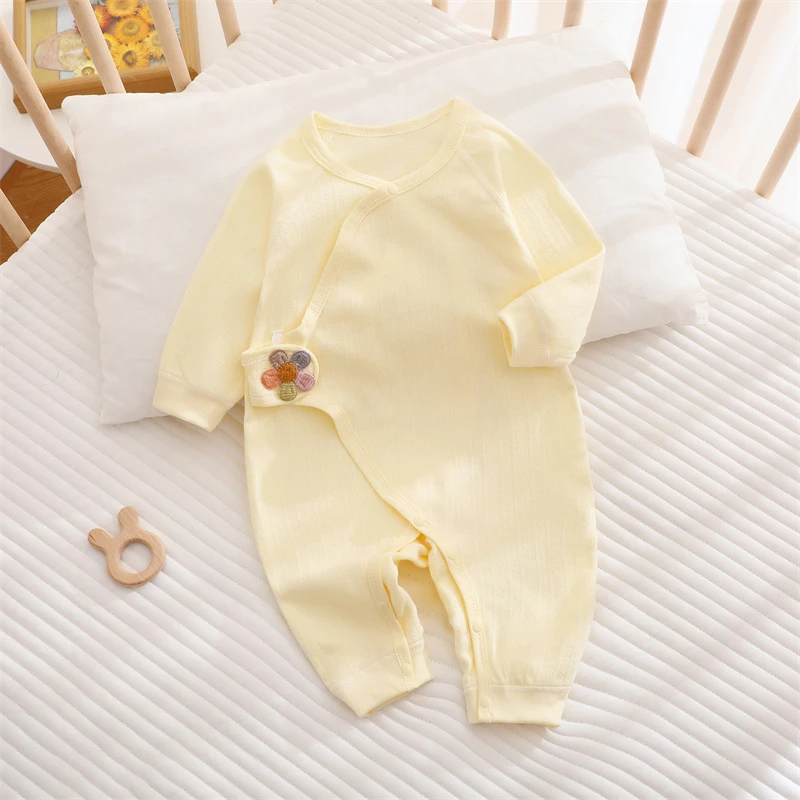 四季纯棉婴儿连体衣高档提花新生儿哈衣爬服0-4个月宝宝和服打底