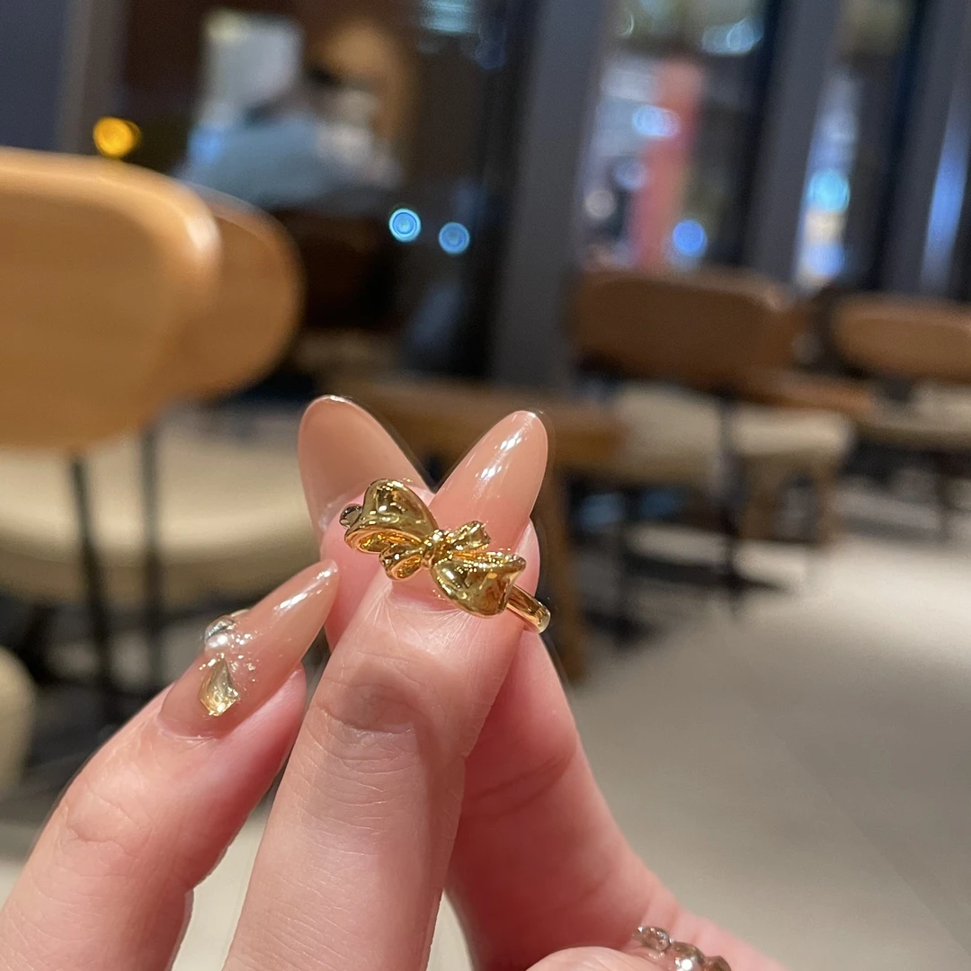 足金999蝴蝶戒指纽结素圈时尚ins送女友百搭气质轻奢精致生日礼物