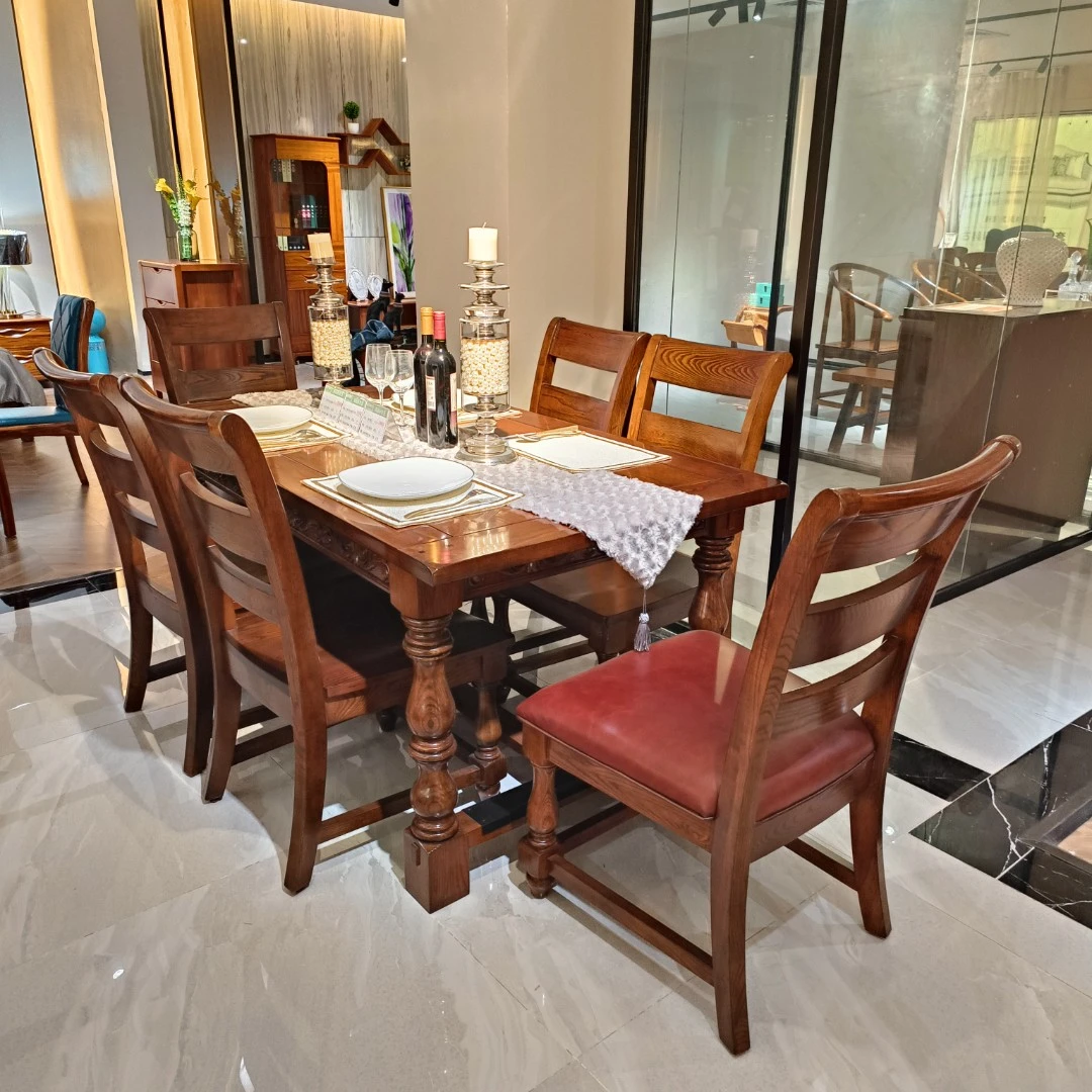 101长餐桌1600*900*760+C207P真皮餐椅530*620*1000+C207实木餐椅