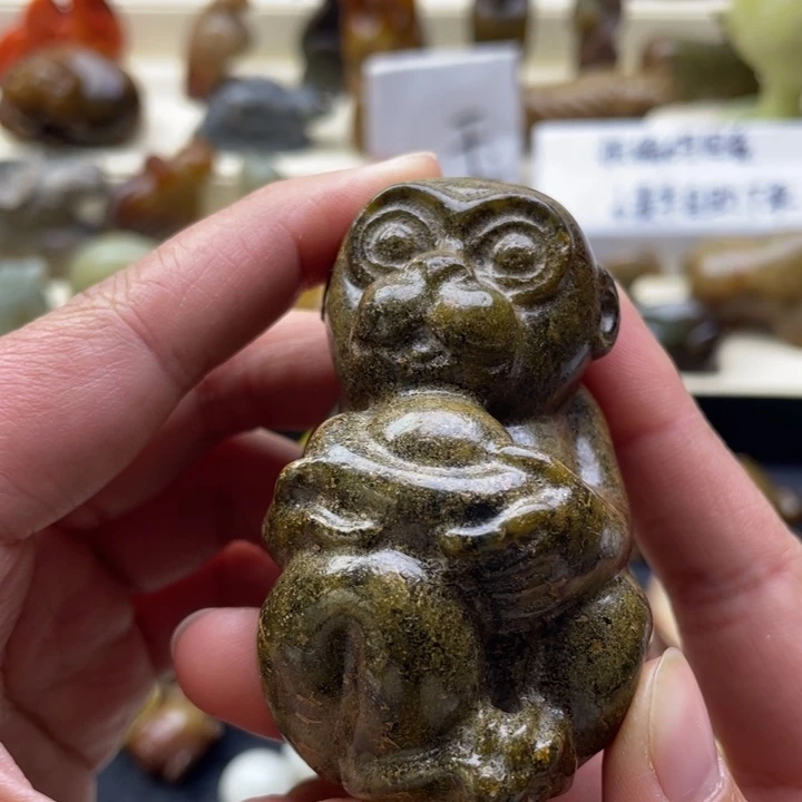 蛇纹石玉颈饰未镶嵌84
