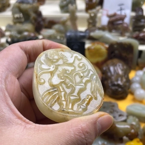 蛇纹石玉颈饰未镶嵌36