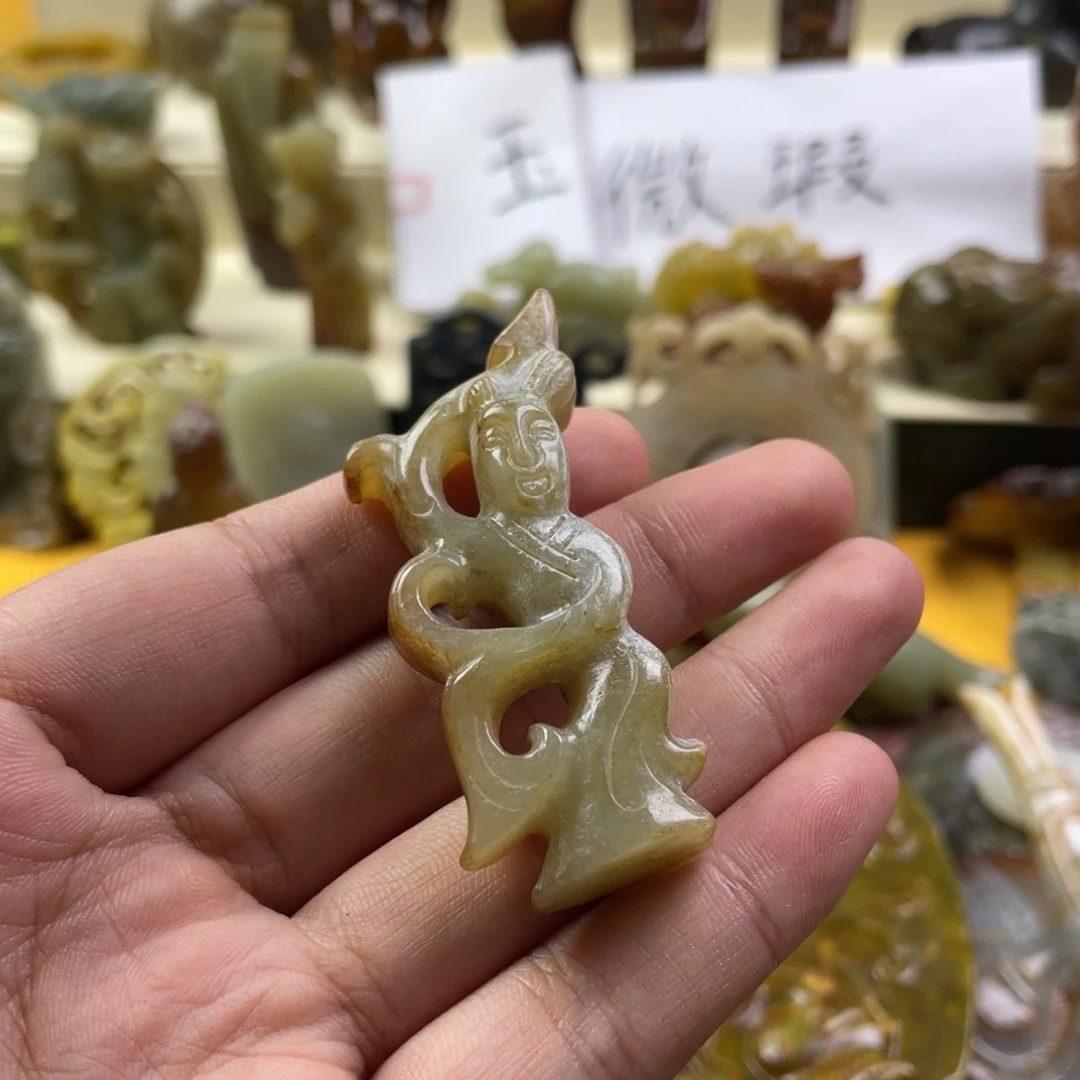 和田玉（糖玉）颈饰未镶嵌79