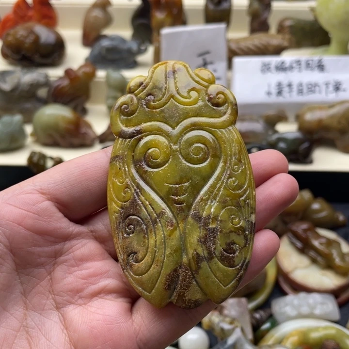 蛇纹石玉颈饰未镶嵌99