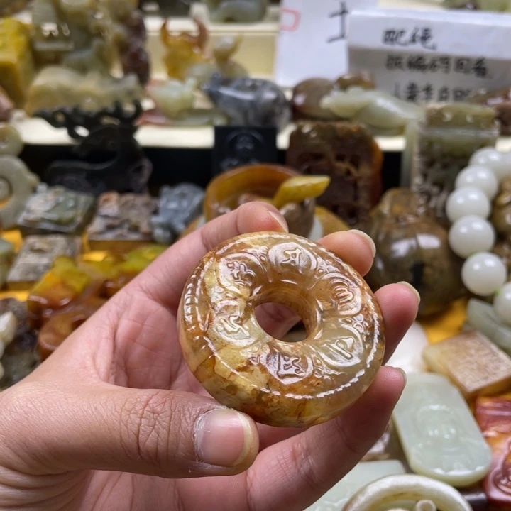蛇纹石玉颈饰未镶嵌127