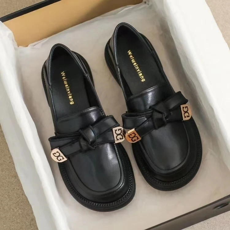 英伦风复古平底乐福鞋女款2023新款时尚百搭软底一脚蹬小皮鞋单鞋